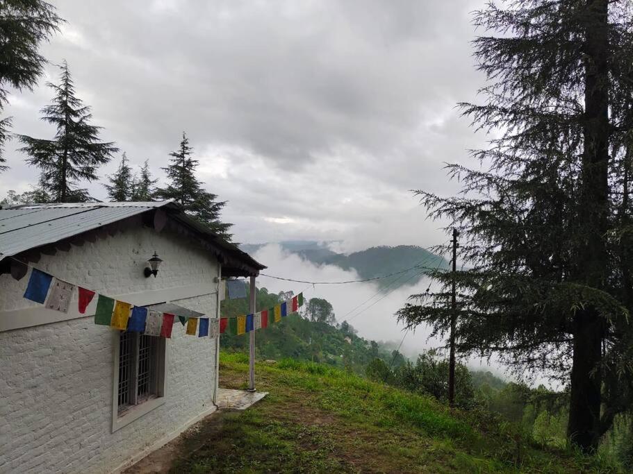 Little Himalayan Abode Villa Almora Bagian luar foto